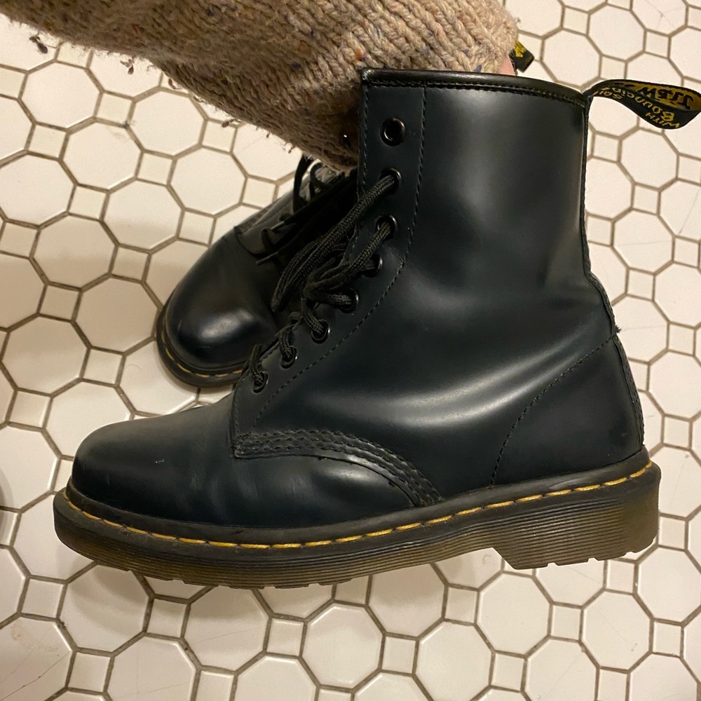 Dr. Martens W’s 8 (navy blue)